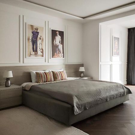 Modern Classic 2 Bedroom Apartment Near Most City Dnipro Eksteriør billede