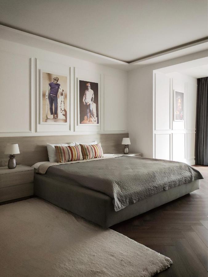 Modern Classic 2 Bedroom Apartment Near Most City Dnipro Eksteriør billede